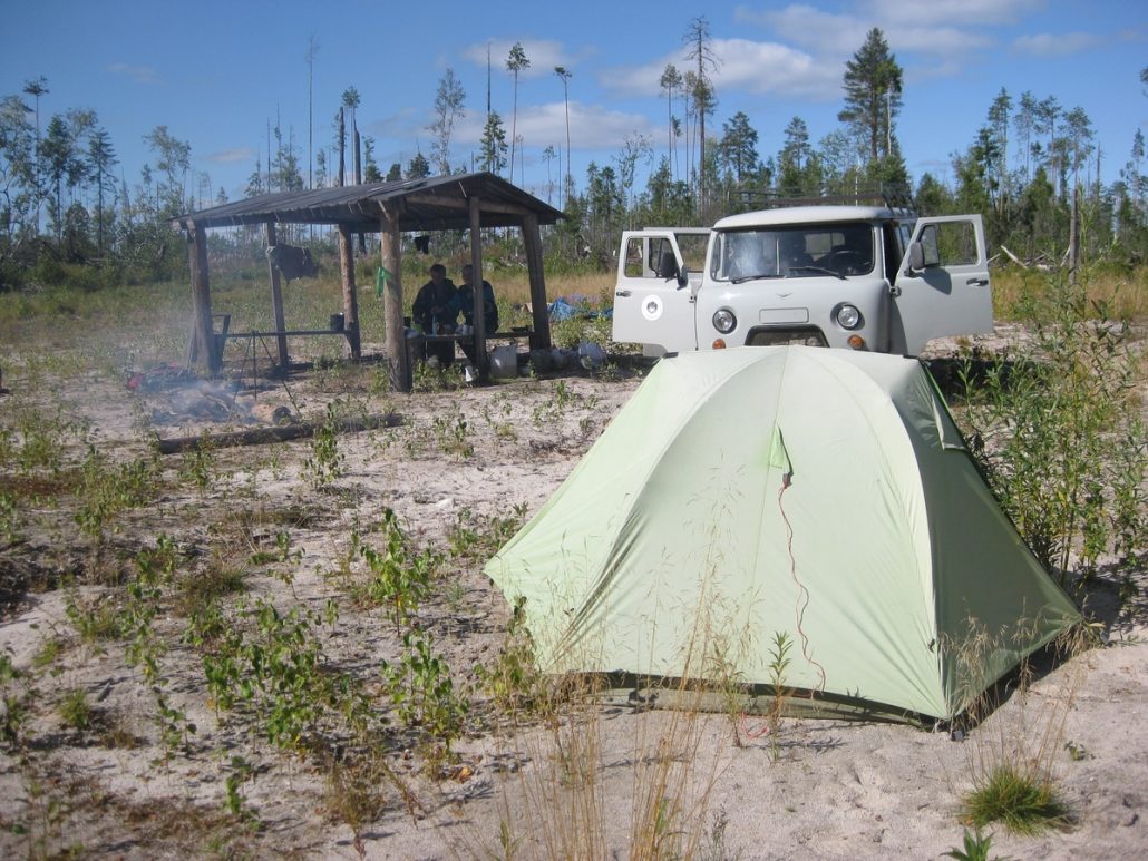 Field camp of ecologists